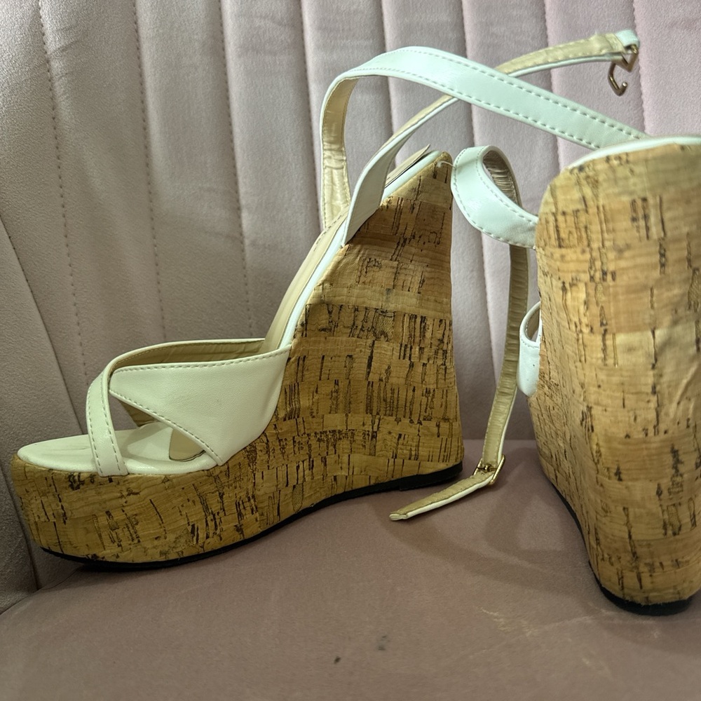 Wooden colored and white 2k wedges. So cute and strappy